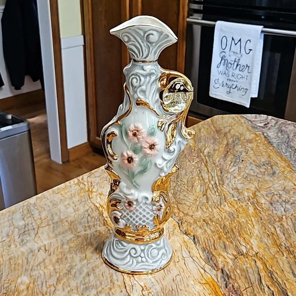 JIM BEAM liquor decanter